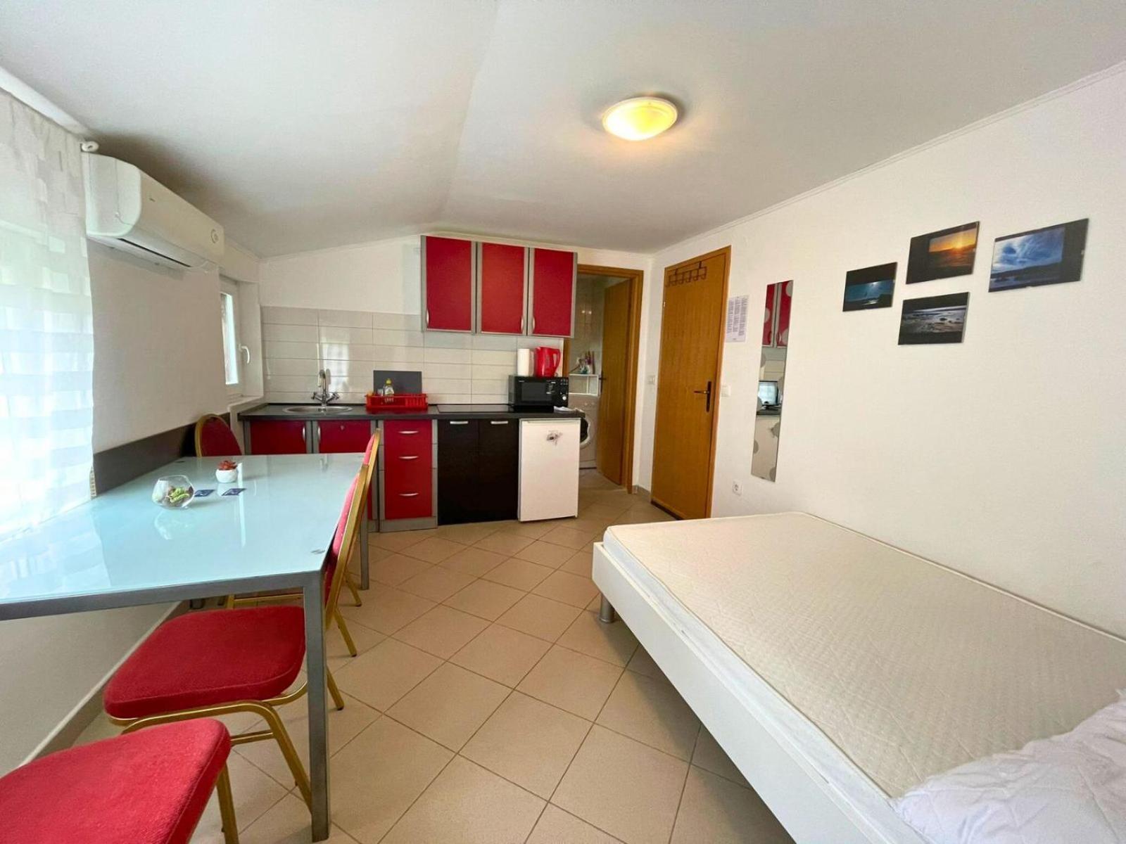 Apartmani Tominac Crikvenica Exterior photo